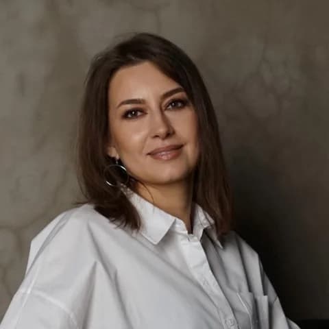 Алёна Гребенец